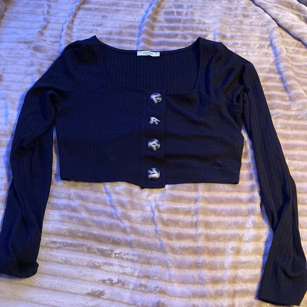 Long sleeve crop top